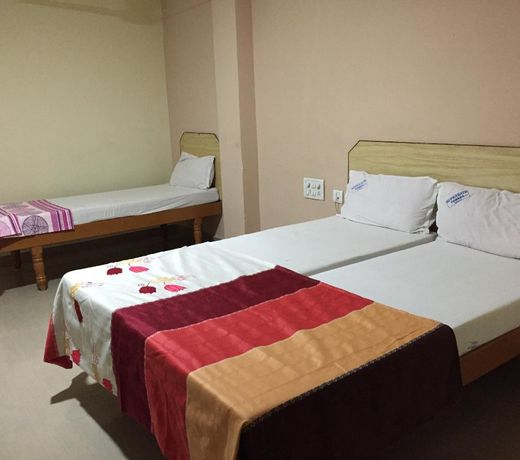 Hotel Suprabath Towers