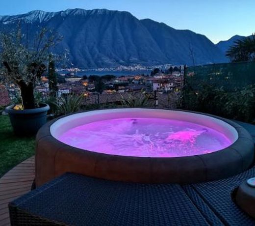 Magic Garden Como-Pool-Jacuzzi and amazing Lake view