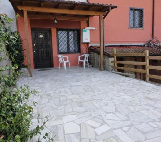 Grazioso appartamento in villa