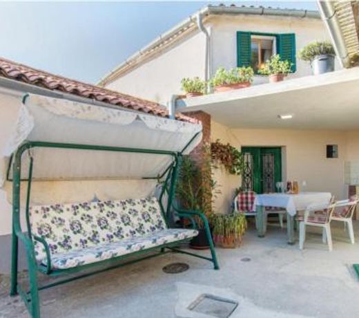 Holiday Home Pri Roktovih