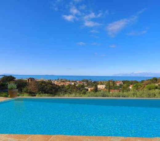 Villa Dersea