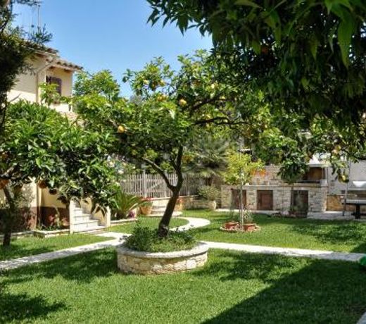Venetian Shipyard Villa