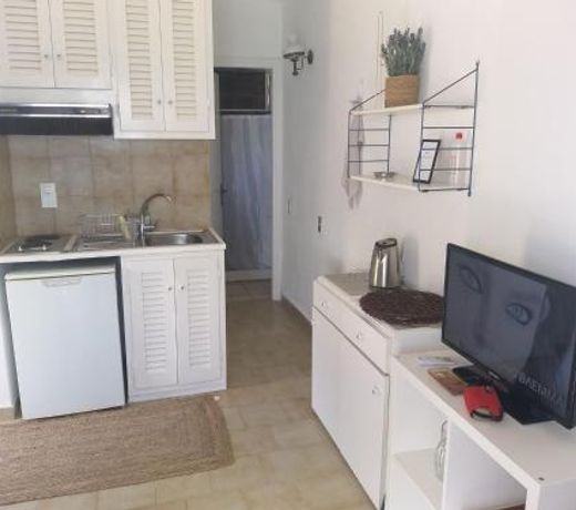 Glyfada New Era Home 31