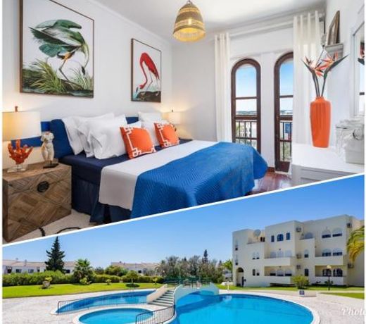 Alvor Apt 2 bedrooms AC & Pools near town and beach sleeps 6