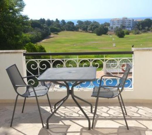 Villa Alvor by GalanteVasques