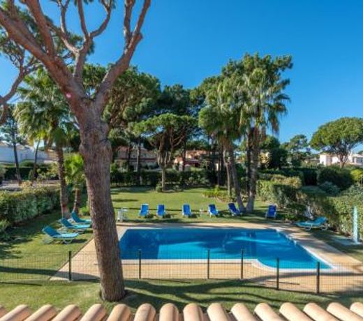 Villa with Garden and Pool