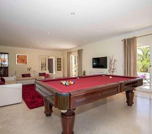 Villa in Cavacos Sleeps 10 includes Swimming pool Air Con and WiFi
