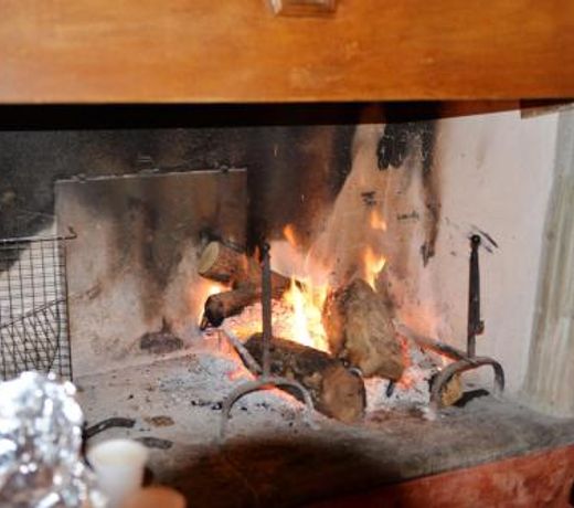 House with 2 bedrooms in Calenzano with shared pool furnished terrace and WiFi