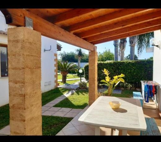 2 bedrooms house at Mazara del Vallo 400 m away from the beach with enclosed garden and wifi