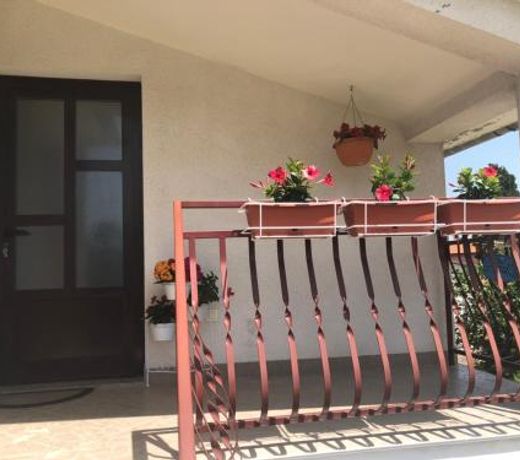 Apartman Sara