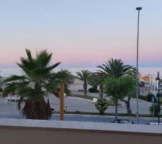 casa fronte mare