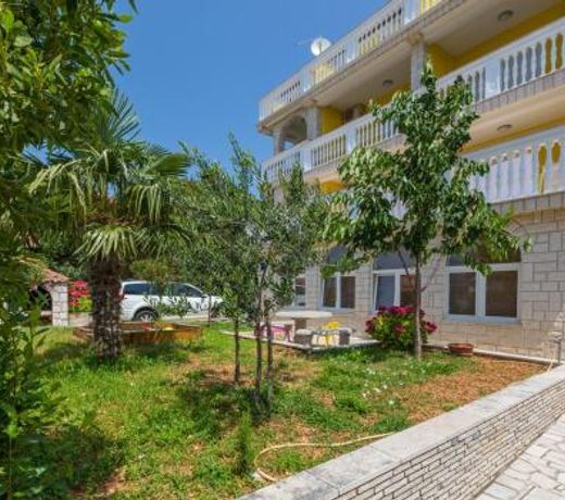Two-Bedroom Apartment Crikvenica 32