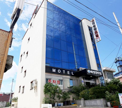 Gangneung Miseongjang Motel