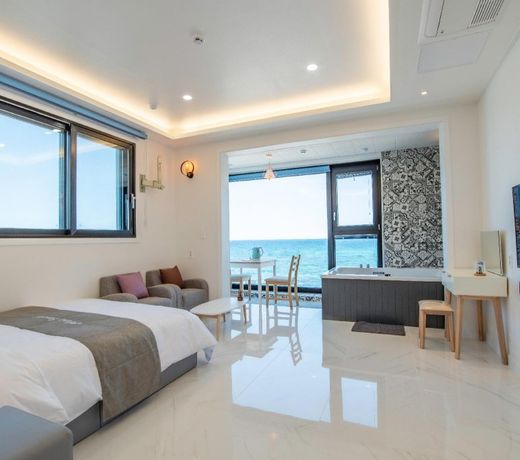 Gangneung Blanc Beach Pension