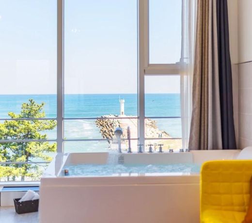 Meer Brick SPA Pension