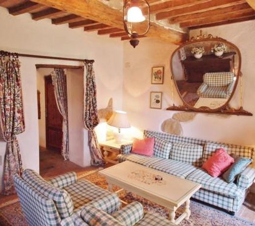 Citta di Castello Villa Sleeps 8 Pool WiFi