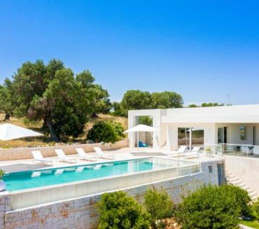 Villa Skyler