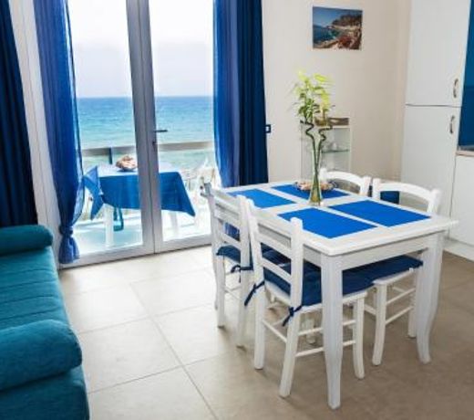 Finestra Sul Mare