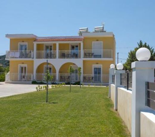 Morfeas Zante Apartments
