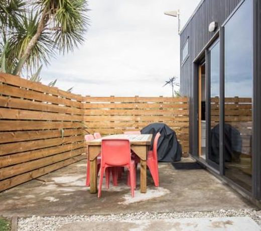 Out the Bay | Tahi (1)