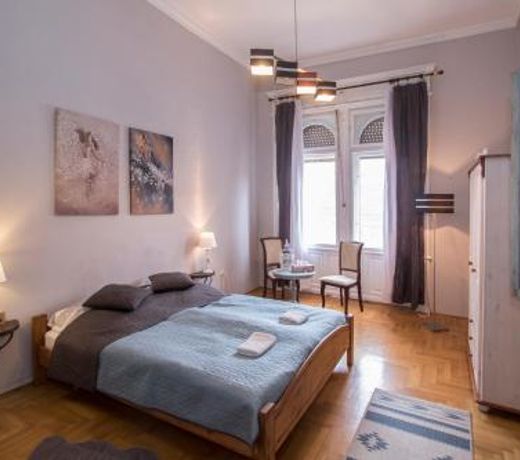 Belvárosi Vintage Apartman a sétálóutcán