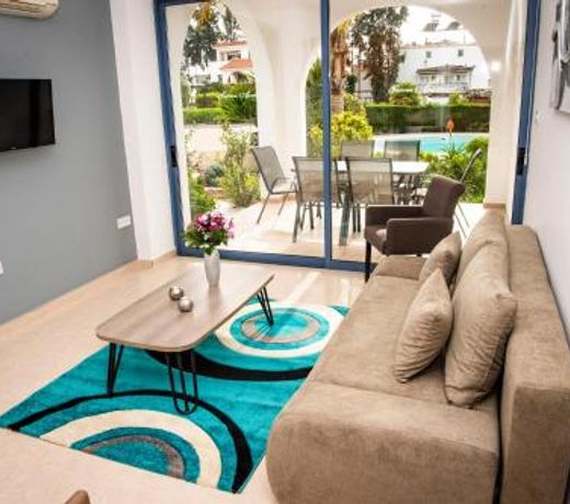 Savvas Apartment
