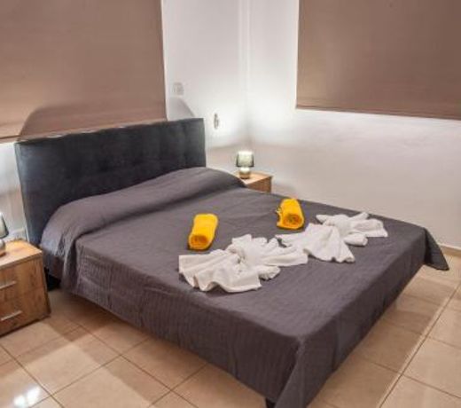 Savvas Apartment
