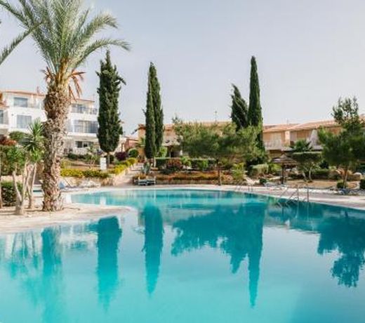 Regina Gardens 2 Bedroom Sea View Flat in Paphos