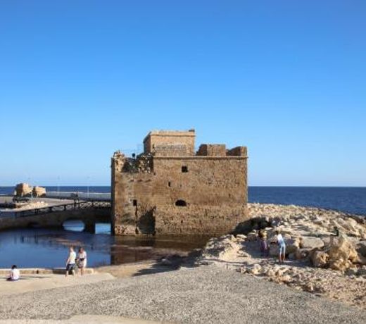 Regina Gardens 2 Bedroom Sea View Flat in Paphos