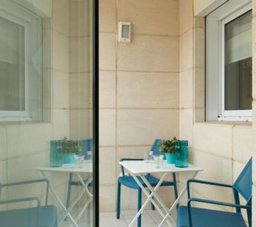 High Class Condo at Marina by FeelHome
