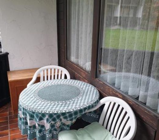 Voll mobiliertes Ferienwohnung neben Schon-Klinik auch fur Monteuere geeignet