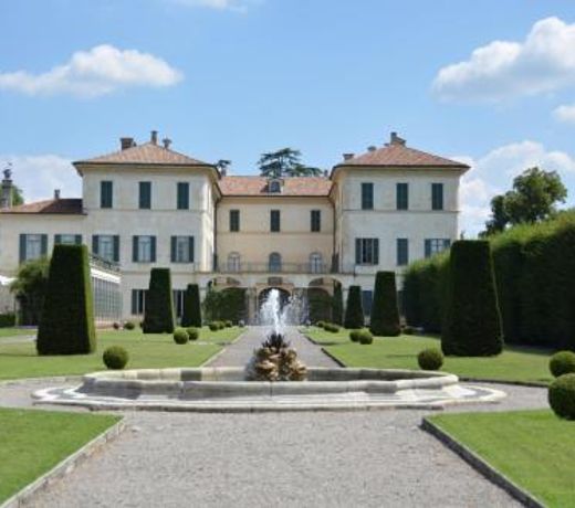 Feeling at Home - Varese Apartment