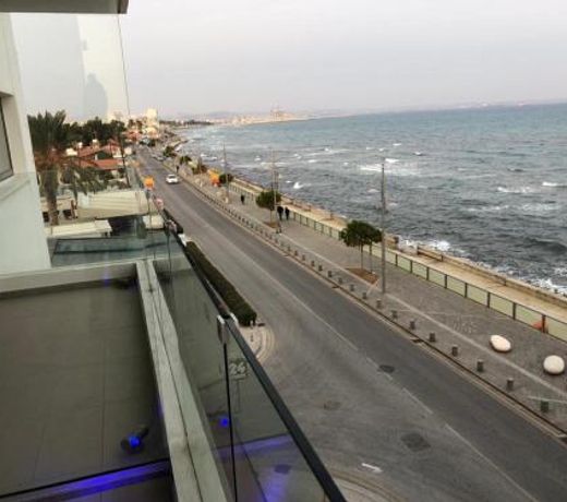 Blue View 202