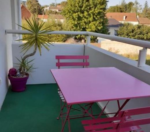 T3 meuble 6 personnes