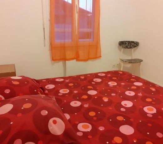 T3 meuble 6 personnes