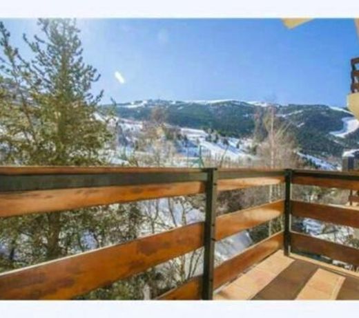 Apartment with 2 bedrooms in El Tarter with wonderful mountain view balcony and WiFi