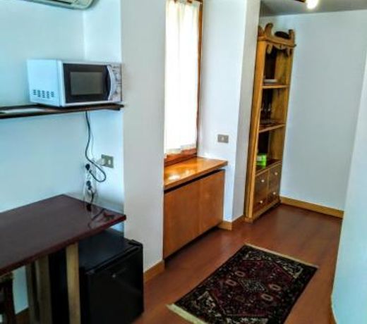 Verano & Co. - Guest House