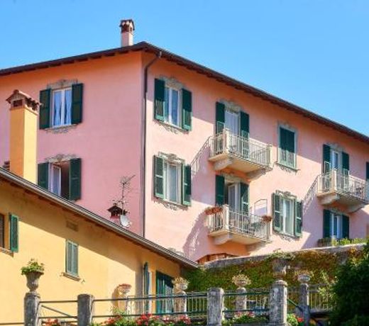 Casa Ferry