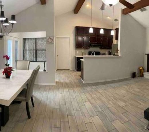 Modern Comfort in the Heart of Baton Rouge, Mall of Louisiana