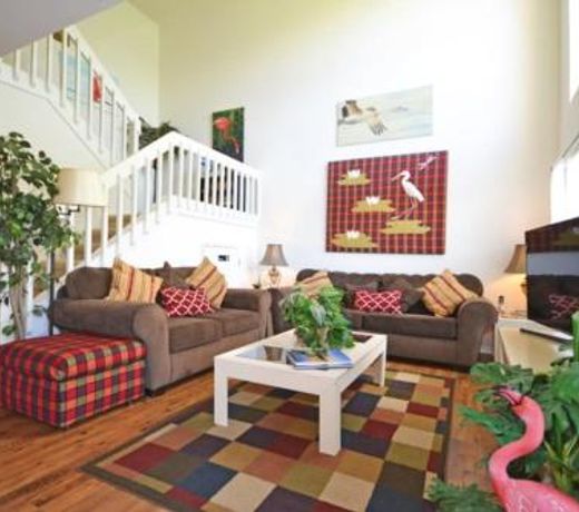 Beautiful 3 Bedroom Town House In Golf Community