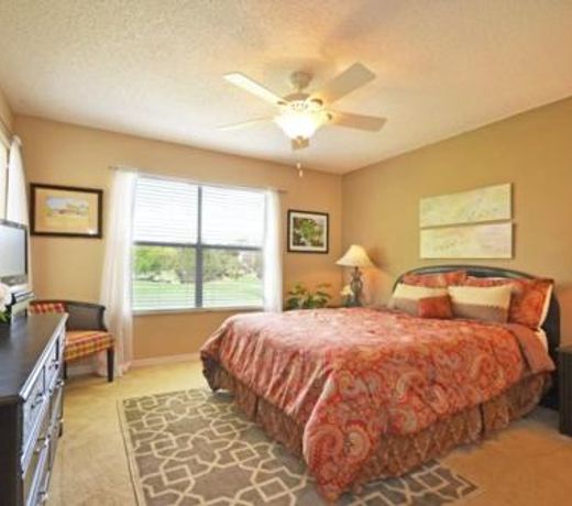 Beautiful 3 Bedroom Town House In Golf Community