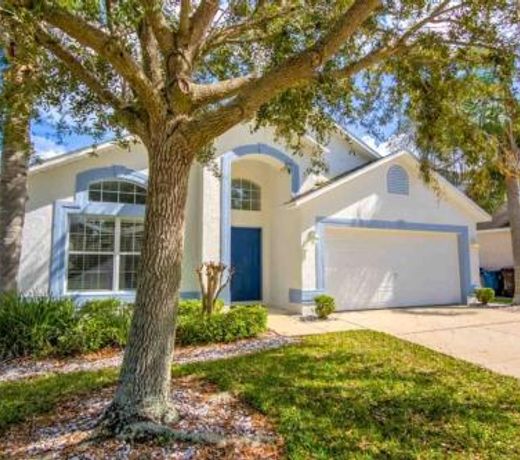 Large Pool Home With Game Room! Home