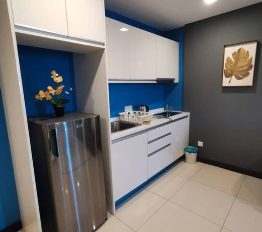 Sky Residence Guesthouse @ KK City Centre