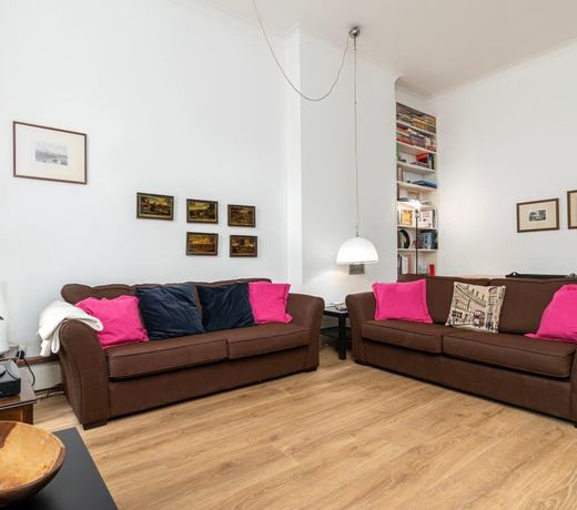 Lovely Home in Kensington for 4 guests!