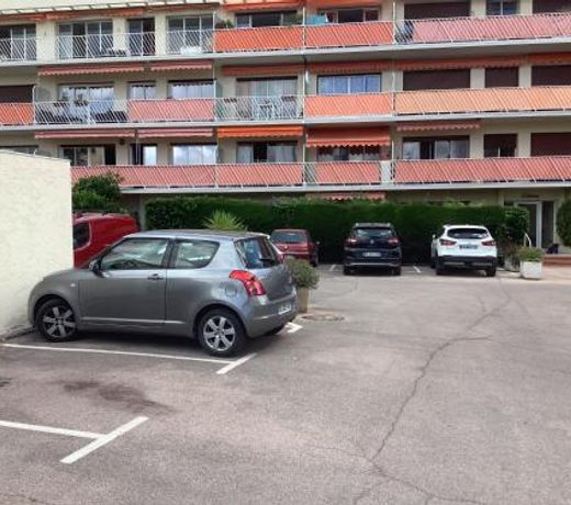 Quartier piscine municipale Bel Appart 4 pers terrasse parking wi-fi