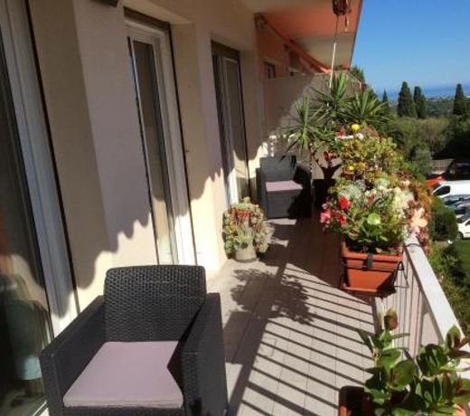Quartier piscine municipale Bel Appart 4 pers terrasse parking wi-fi