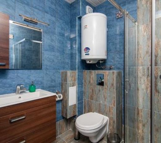 Four guests apartment close to city center and Medical University