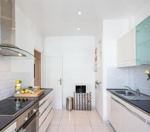 Sunlight Properties - Adeila - Minutes from the beach