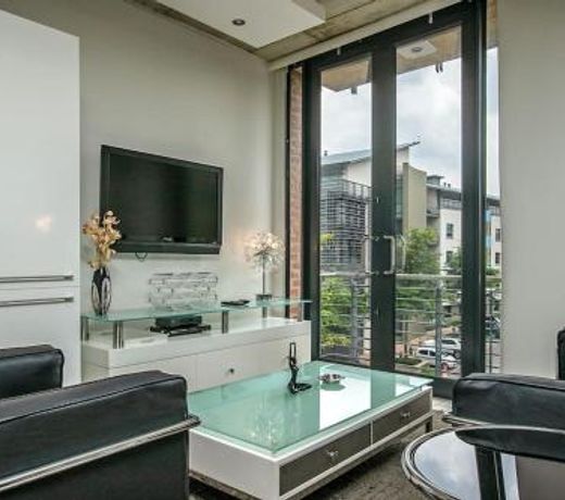 Melrose Arch Luxury Apartment