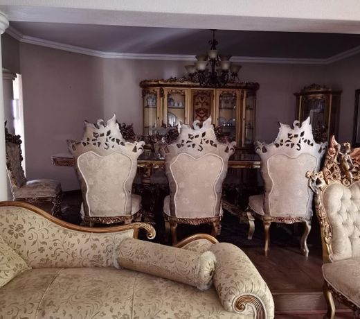 Equator Palace Lodge